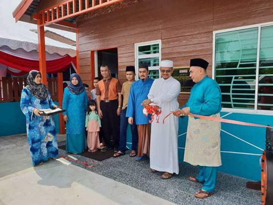 rasmi1
