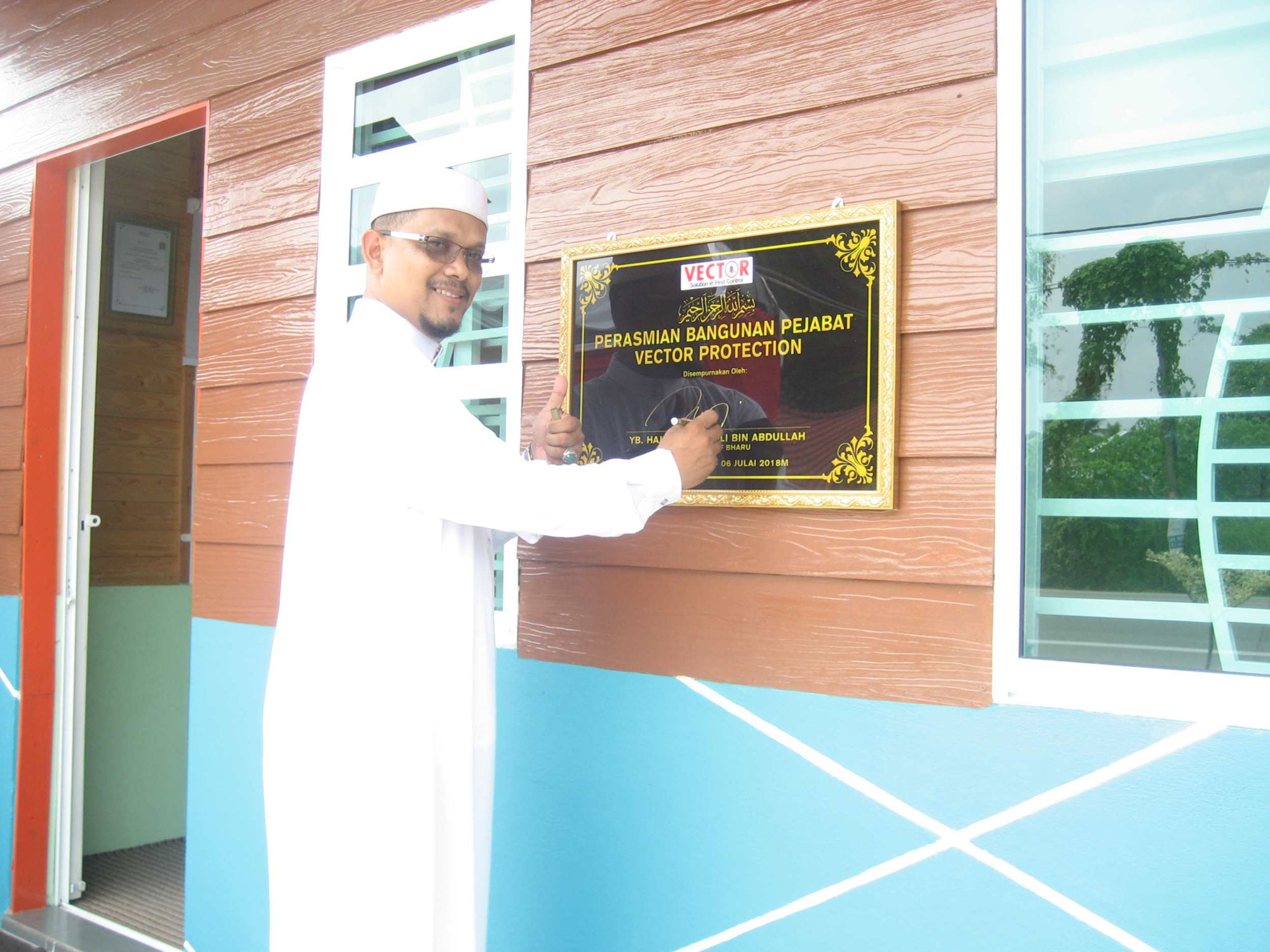 rasmi4